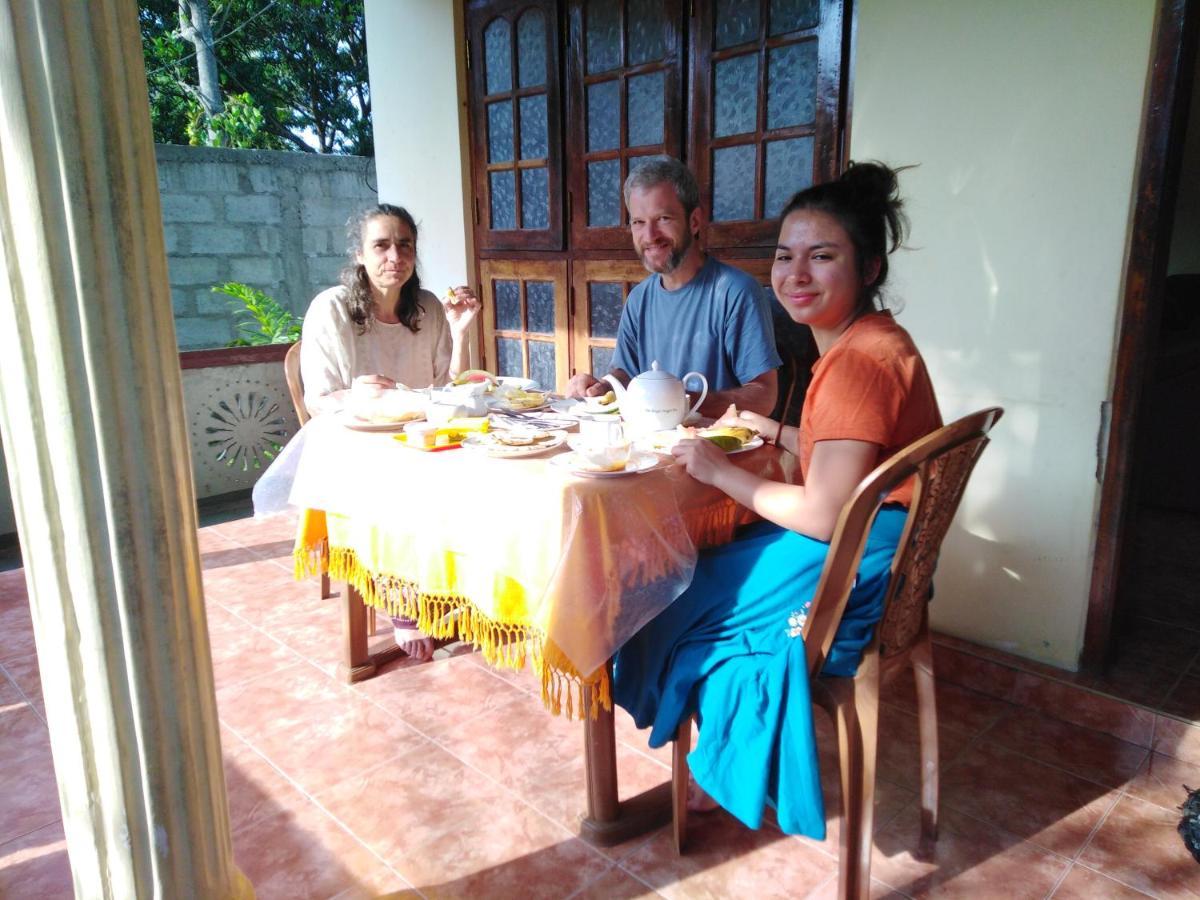 Arani Homestay Polonnaruwa Ngoại thất bức ảnh